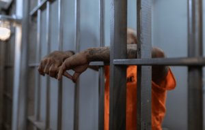 Descobrindo a verdade por trás do sistema penitenciário