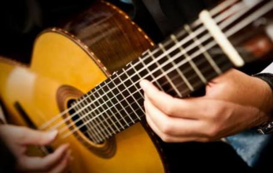 Aplicaciones para Aprender a Tocar Guitarra Gratis