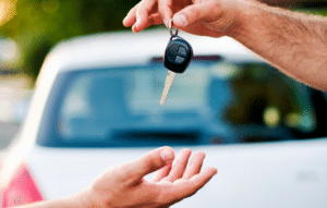 Estos 10 autos accesibles consumen más combustible