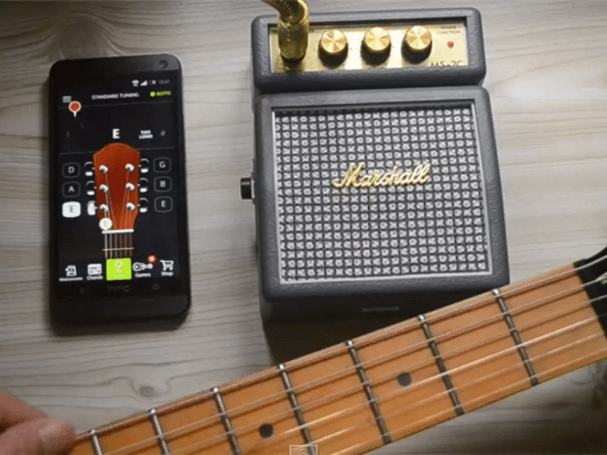 Afina tu guitarra en segundos