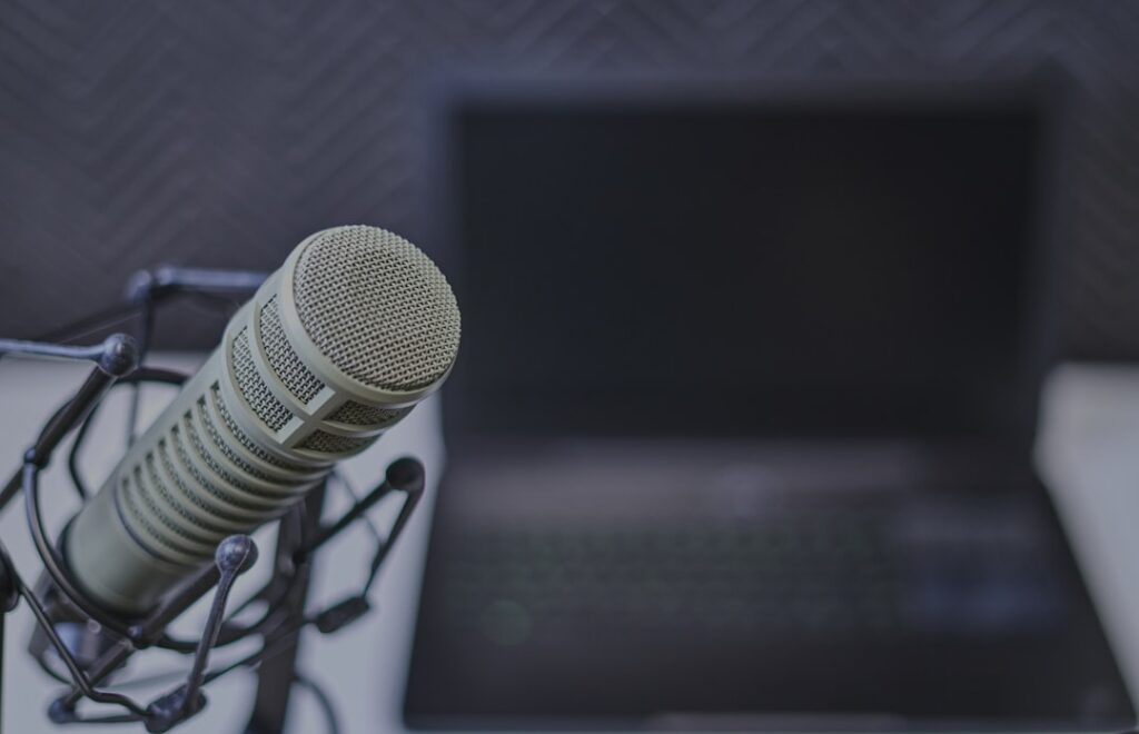 Convierte textos en audio con voces IA realistas rápidamente