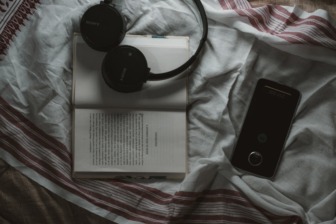 Escucha la Palabra de Dios en audio y sigue la Biblia
