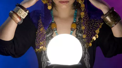 Misticismo y tarot: comprendiendo creencias y prácticas adivinatorias
